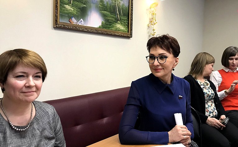 Татьяна Кусайко посетила Мурманскую общественную организацию многодетных семей и инвалидов