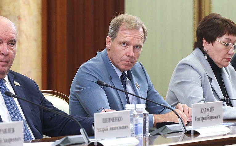 Андрей Кутепов