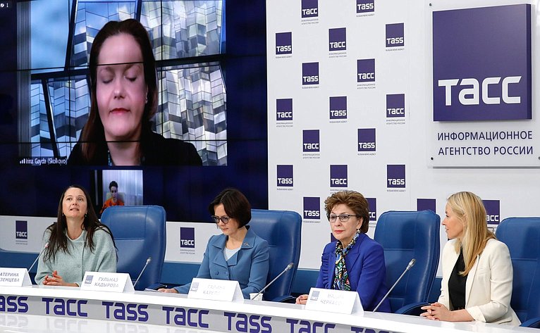 Пресс-конференция, посвященная Третьему Евразийскому женскому форуму «Женщины: глобальная миссия в новой реальности»