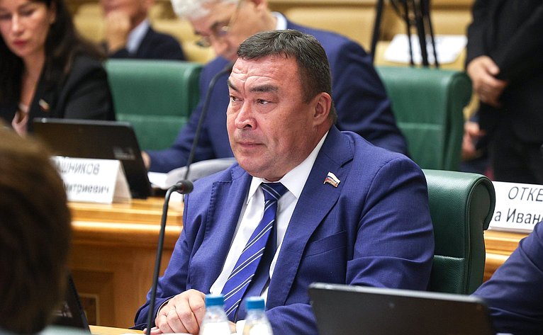 Александр Новьюхов