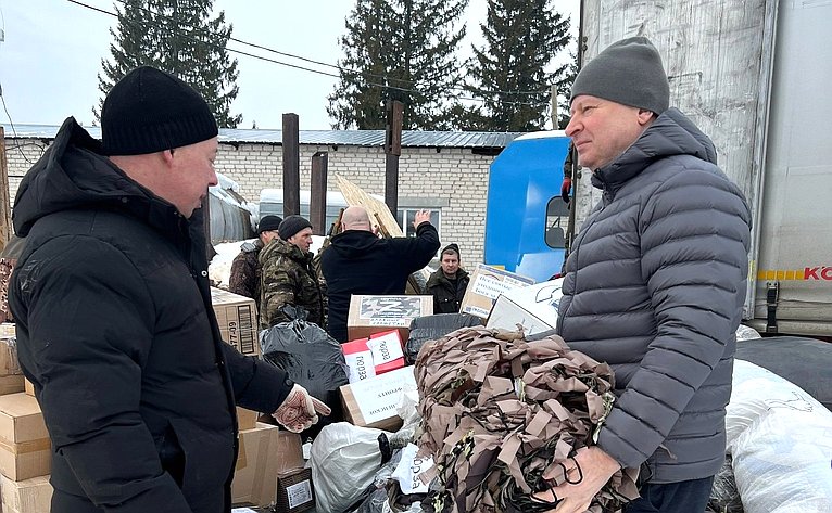 Виктор Шептий принял участие в отправке груза в зону СВО