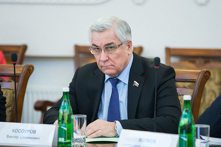 Комитет Совета Федерации по науке, образованию и культуре 19.02.2015 Косоуров