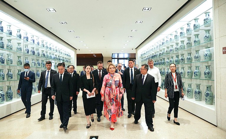 Посещение Председателем Совета Федерации Валентиной Матвиенко Государственного музея Китая