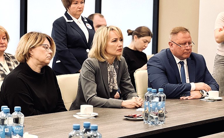Татьяна Сахарова посетила в Мурманске региональный филиал Государственного фонда поддержки участников специальной военной операции «Защитники Отечества»