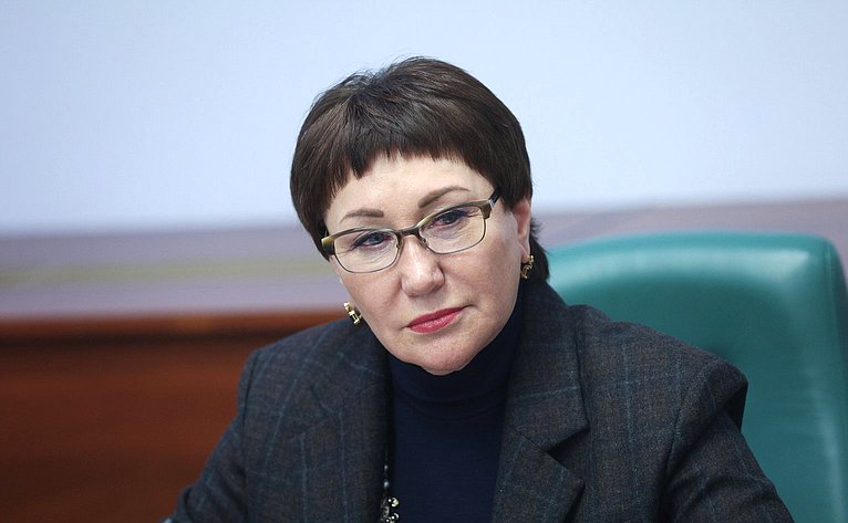 Елена Перминова