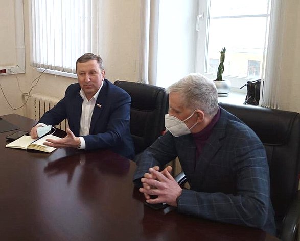 Сергей Березкин провел встречу с новым директором департамента здравоохранения и фармации региона Василием Тубашовым