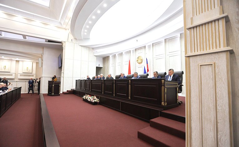 Делегация Совета Федерации во главе с заместителем Председателя СФ Юрием Воробьевым приняла участие в 68-й сессии Парламентского Собрания Союза Беларуси и России