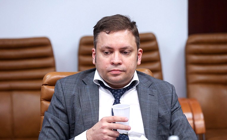 Заседание секции «Цифровая промышленность» Совета по развитию цифровой экономики при СФ «Распространение Российских цифровых платформ и продуктов»