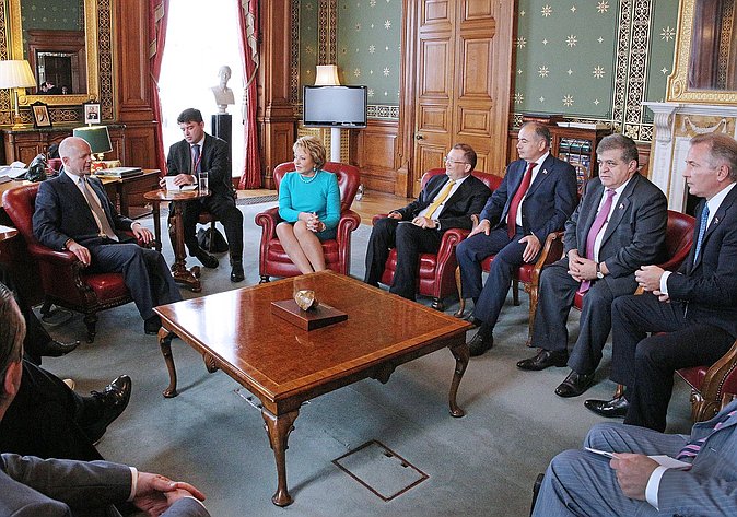 Встреча делегации Совета Федерации во главе с Валентиной Матвиенко с Министром иностранных дел Великобритании Уильямом Хейгом