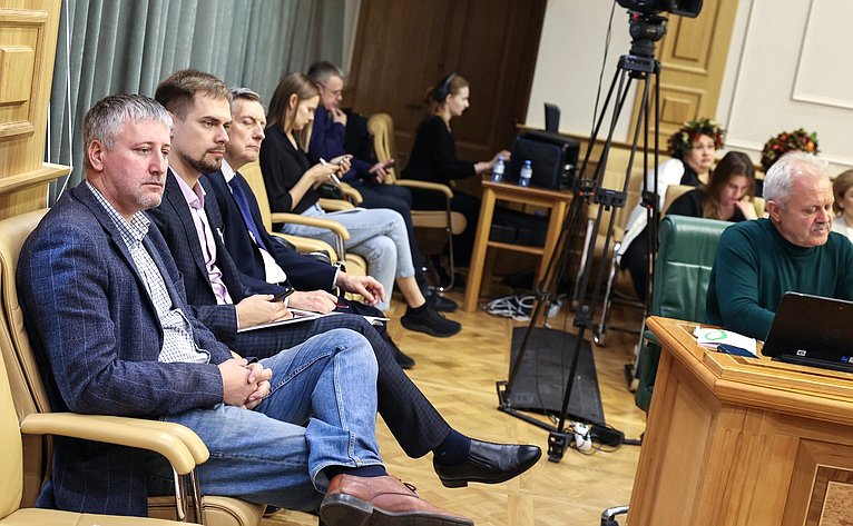 В Совете Федерации обсудили создание эффективных механизмов реализации фермерской продукции в регионах