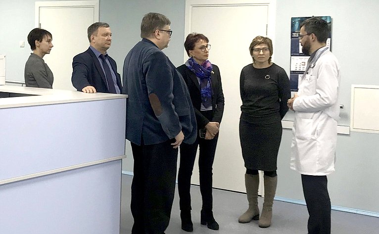 Татьяна Кусайко посетила отделение паллиативной помощи Кольской центральной районной больницы