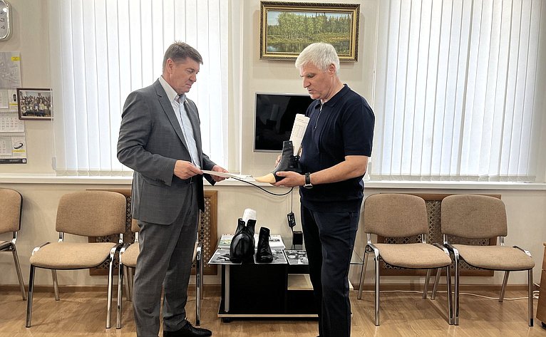 Андрей Шевченко в ходе поездки в регион посетил филиал Московского протезно-ортопедического предприятия
