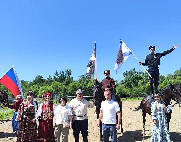 Людмила Талабаева встретилась с казаками в Надеждинском муниципальном округе Приморского края