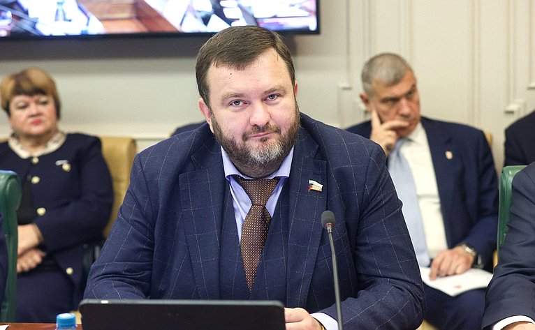 Дмитрий Ворона