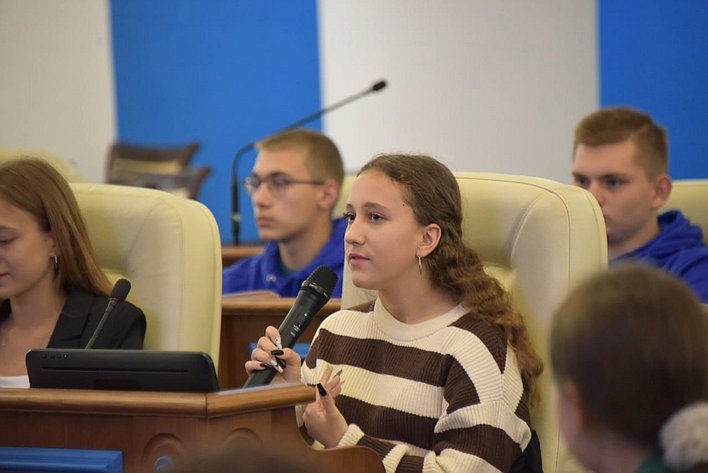 Екатерина Алтабаева встретилась с победителями федерального этапа всероссийской акции «Русский Крым и Севастополь»
