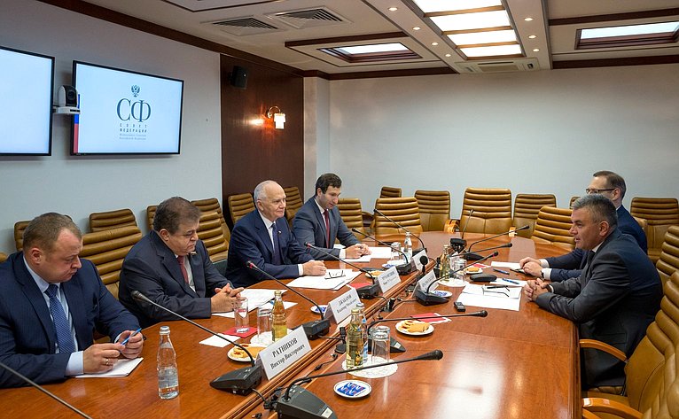 Встреча В. Джабарова и Ф. Мухаметшина с Президентом Приднестровской Молдавской Республики В. Красносельским