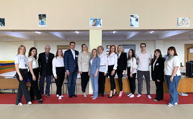 Ирина Кожанова посетила Смоленский государственный университет спорта