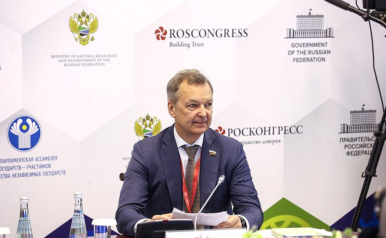Андрей Яцкин
