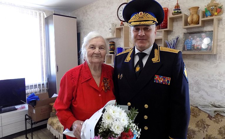 Сергей Мартынов в Йошкар-Оле принял участие в праздничных мероприятиях, посвященных 77-летию Великой Победы