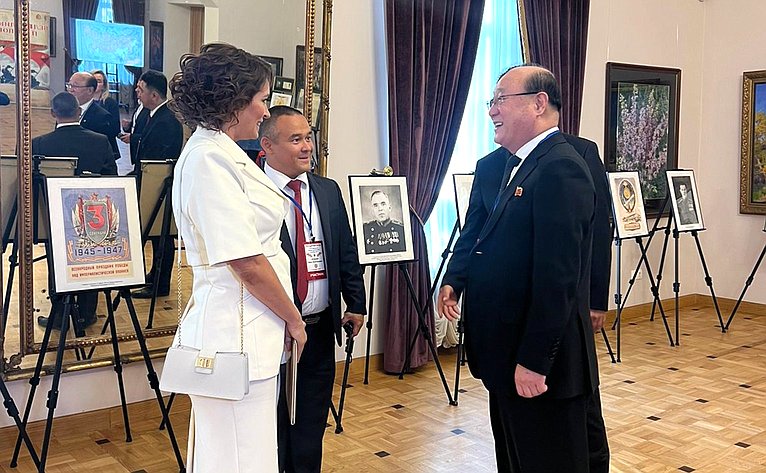 Маргарита Павлова открыла торжественное собрание, посвященное 79-годовщине Победы над милитаристской Японией