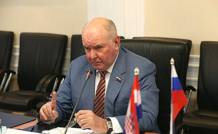 Председатель Комитета СФ по международным делам Григорий Карасин