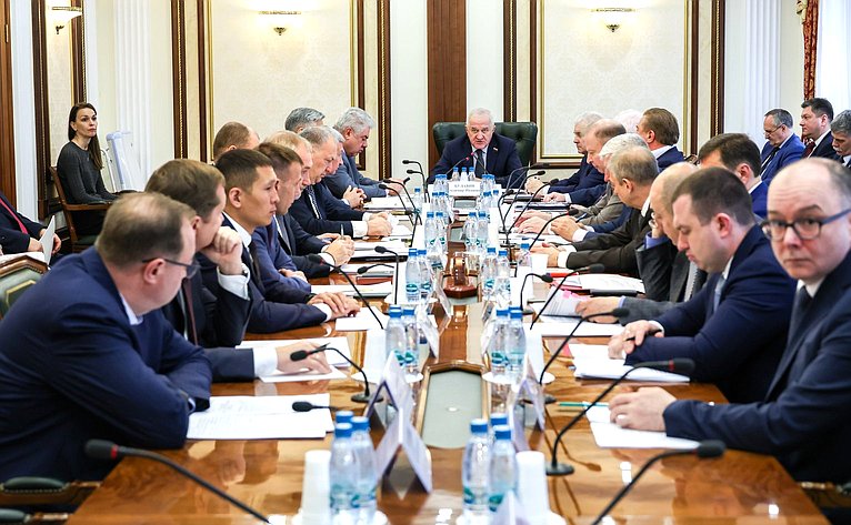 Заседание Комитета Совета Федерации по обороне и безопасности