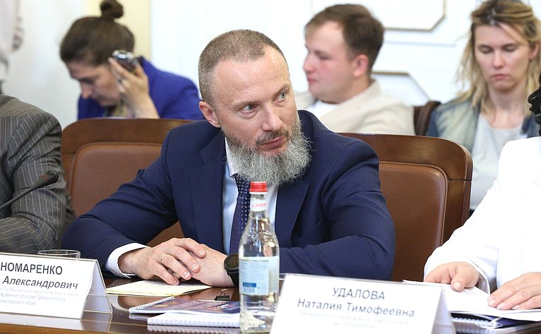 Делегация Совета Федерации приняла участие в работе Межпарламентской комиссии по сотрудничеству Федерального Собрания РФ и Национального Собрания Республики Армения