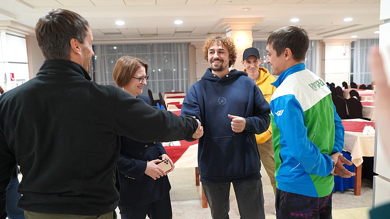 Эдуард Исаков встретился с участниками XXV Открытой Спартакиады Югры среди людей с инвалидностью и волонтерами