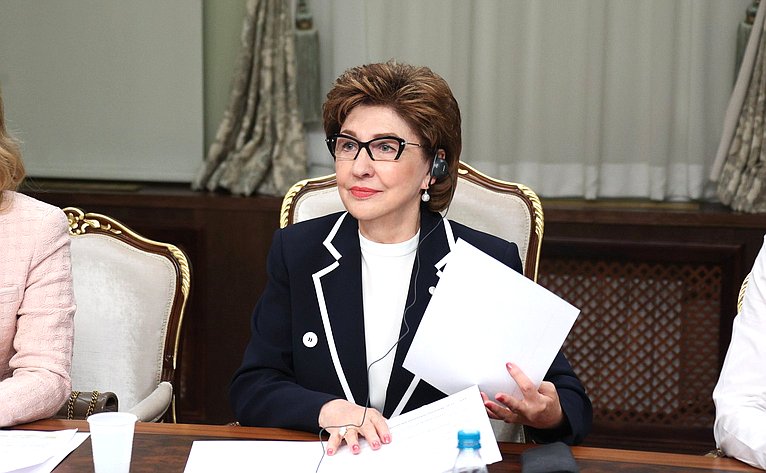 Галина Карелова