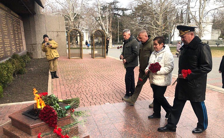 Лариса Мельник приняла участие в торжественных мероприятиях, посвящённых Дню памяти россиян, исполнявших служебный долг за пределами Отечества