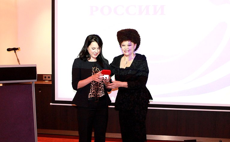 В России при поддержке Совета Федерации с успехом реализуется социально значимый проект «Сохраним жизнь маме»