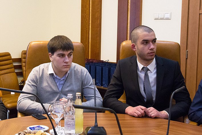 13-12 Встреча А. Тотоонова с молодежью 6