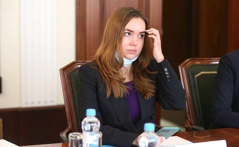 Заседание редакционного комитета Третьего Евразийского женского форума