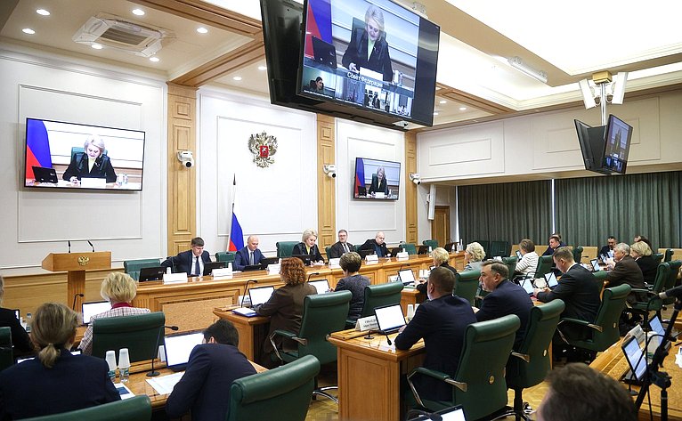 Расширенное заседание Комитета Совета Федерации по науке, образованию и культуре (в рамках Дней Калининградской области в Совете Федерации)