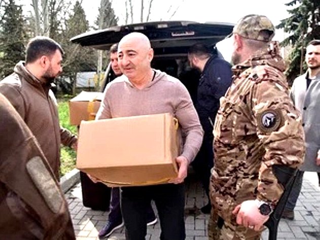 Александр Вайнберг передал автомобиль скорой помощи для нужд военнослужащих в ДНР