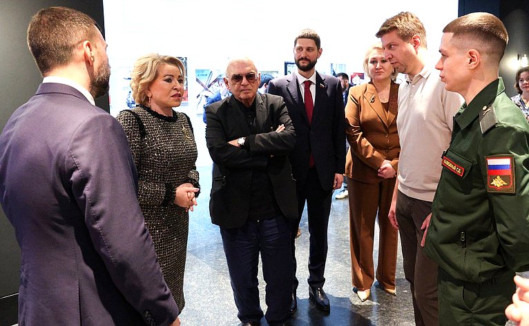 Участие Председателя Совета Федерации Валентины Матвиенко и сенаторов РФ в специальном показе фильма «Малыш»