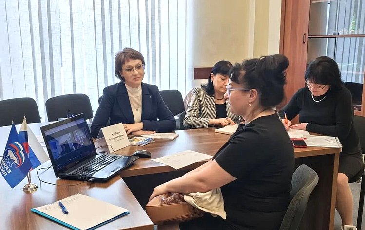 Екатерина Алтабаева провела онлайн-приём жителей Севастополя