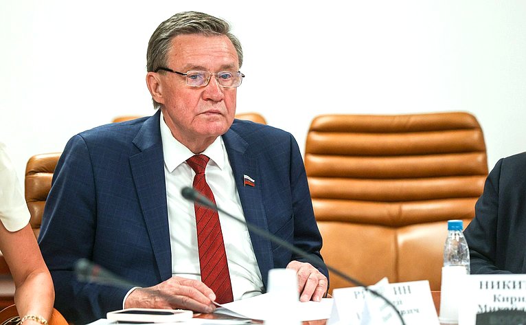 Сергей Рябухин
