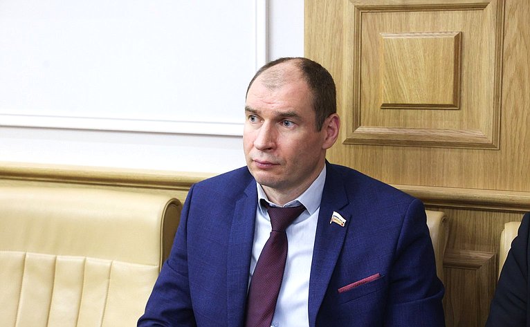 Дмитрий Перминов