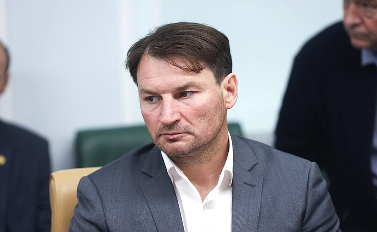 Совещание Комитета СФ по федеративному устройству, региональной политике, МСУ и делам Севера «Совершенствование системы саморегулирования в строительной отрасли»