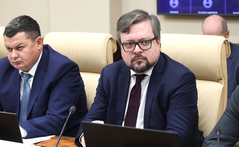 Круглый стол Комитета Совета Федерации по экономической политике «Извлечение полезных компонентов из отходов горнодобывающей промышленности: внедрение технологий и оценка потенциала»