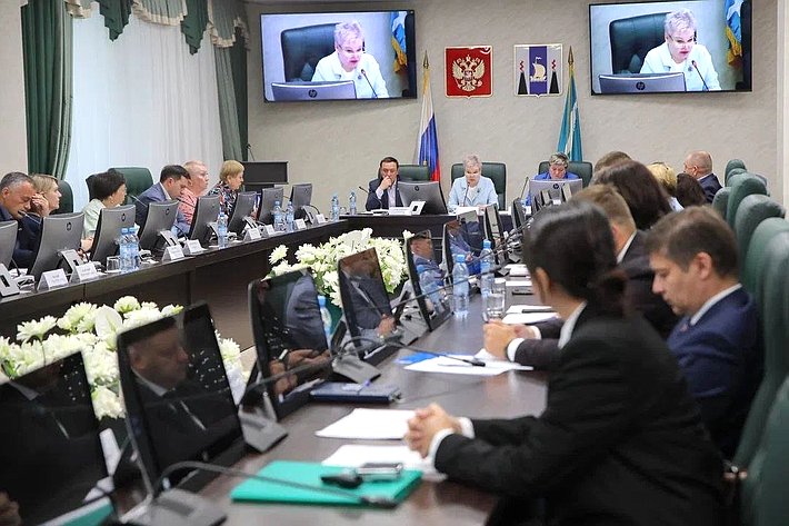 Андрей Хапочкин принял участие в заседании Совета председателей представительных органов муниципальных образований при Сахалинской областной Думе