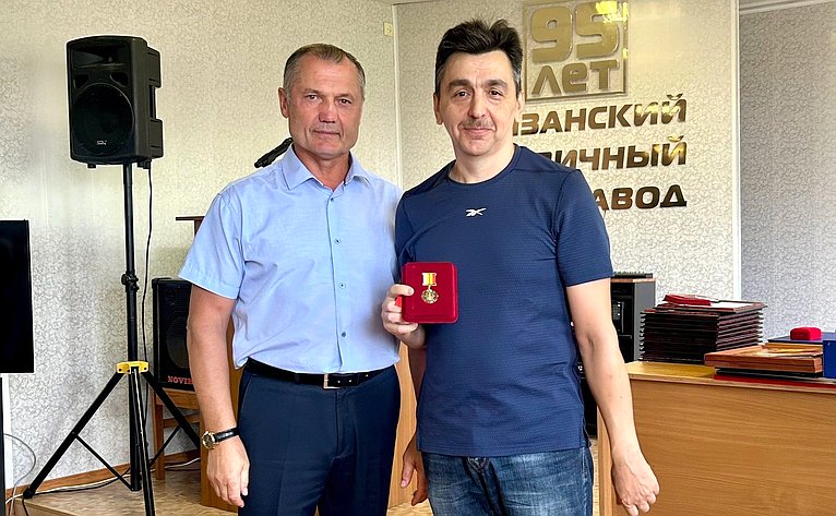 Игорь Мурог поздравил строителей Рязанской области с профессиональным праздником