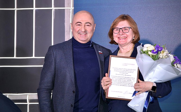 Александр Вайнберг поздравил городскую Думу Нижнего Новгорода с 30-летним юбилеем