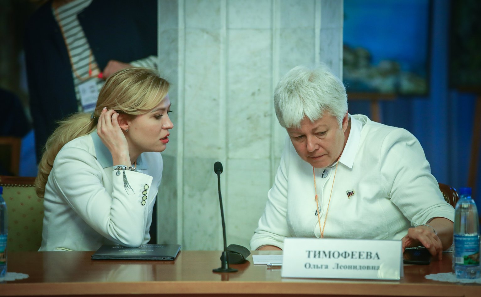 Взаимодействие народов России и Донбасса на региональном уровне будет ...