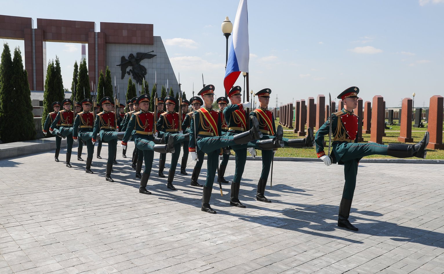 Пантеон защитников отечества в мытищах фото К. Косачев выступил на юбилее федерального Пантеона защитников отечества