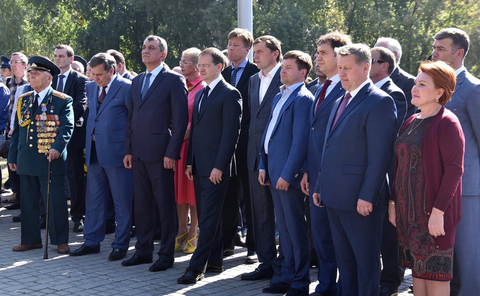 В годы Великой Отечественной войны женщины наравне с мужчинами ...