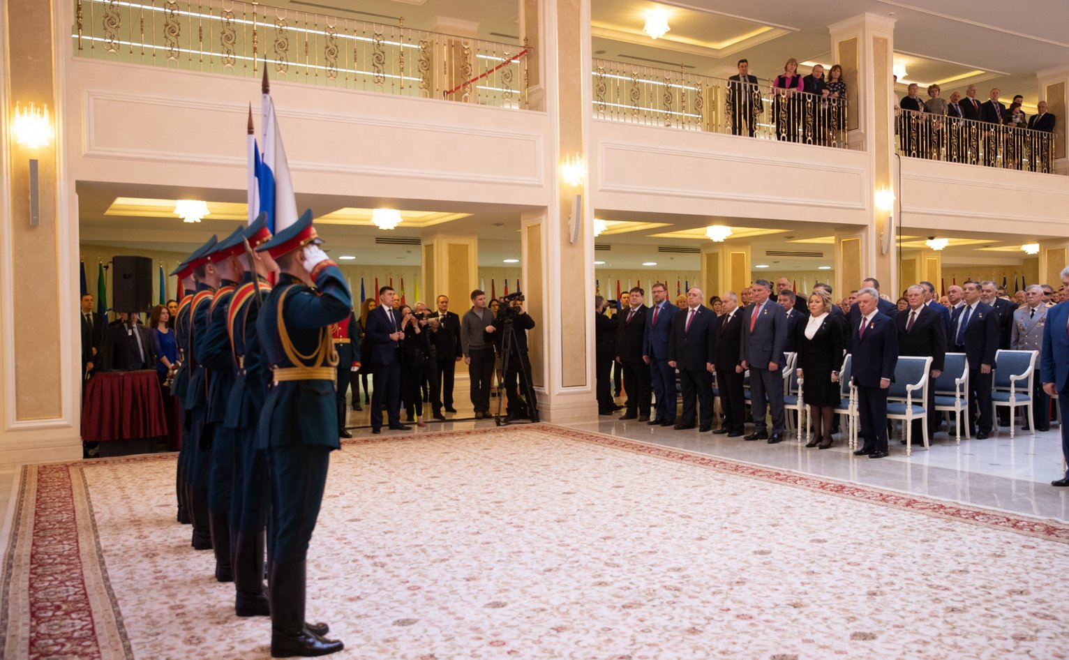 В. Матвиенко: Наши солдаты и офицеры честно и мужественно выполняли ...