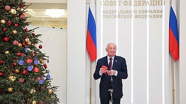 Виктор Кресс принял участие в акции «Ёлка желаний»