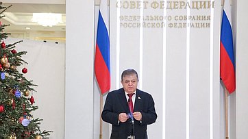 Владимир Джабаров принял участие в акции «Ёлка желаний»